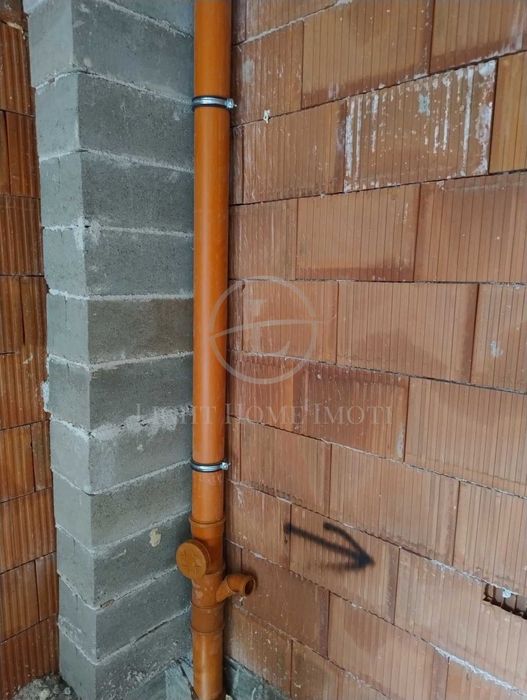 Продава се Едностаен апартамент в Пловдив, Кючук Париж - 40 кв.м за 1030 €/кв.м - Снимка #1