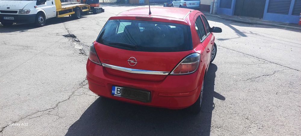 Opel Astra H 1,4 Ac functional itp nou 146000 km reali unic prop