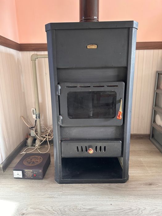 Камина с водна риза, UPS, помпа циркулационна