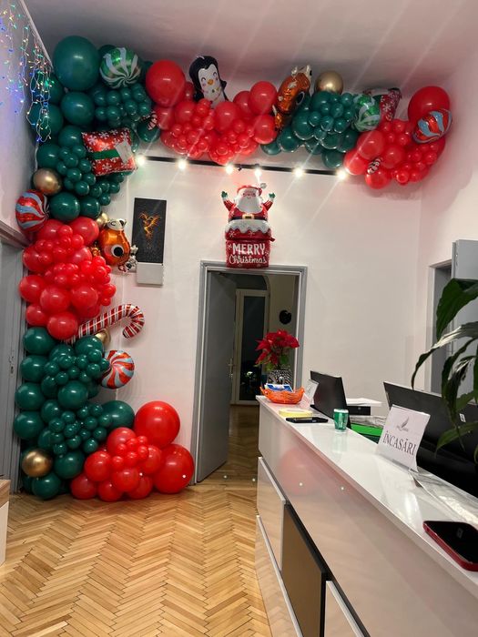 Cabina foto petrecere firma | Decoruri baloane Crăciun | Platforma vid