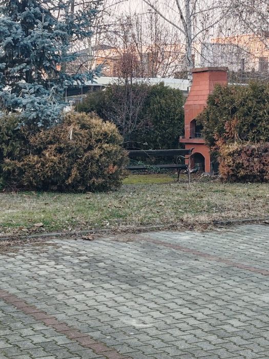 Apartamente de închiriat 68 mp cu parcare privată, cartier subcetate