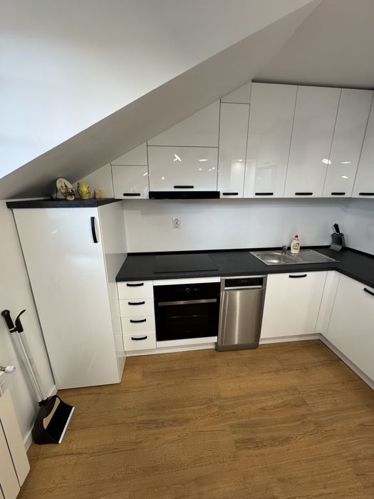 Apartament de inchiriat! 80mp!