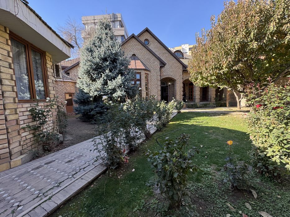 ‼️Метро Минор‼️ Продается Шикарный Углавой ДОМ в ЦЕНТРЕ/8 соток/ 500м²