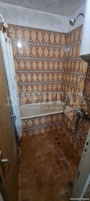 Тристаен панел до парк Бели брези !!!