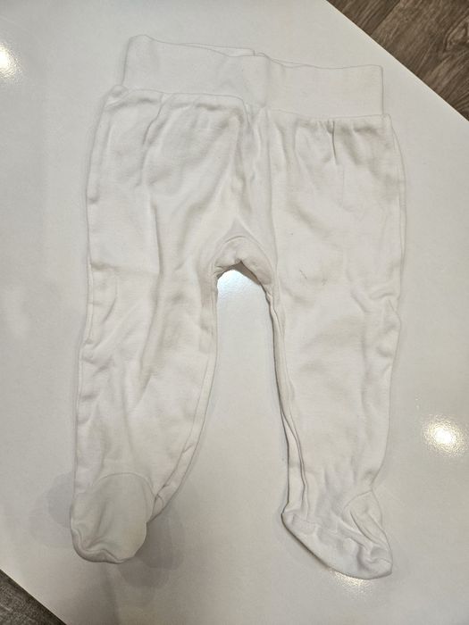 Лот дрешки за момиченце размер 6-9 есен/зима.