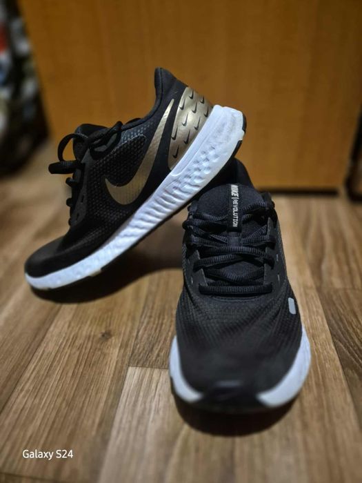 Adidași Nike Original Sport REVOLUTION 5 PREMIUM WOMEN’S Running Shoe