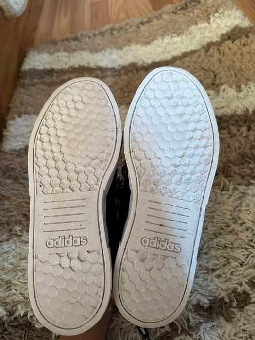 Оригинални маратонки Adidas