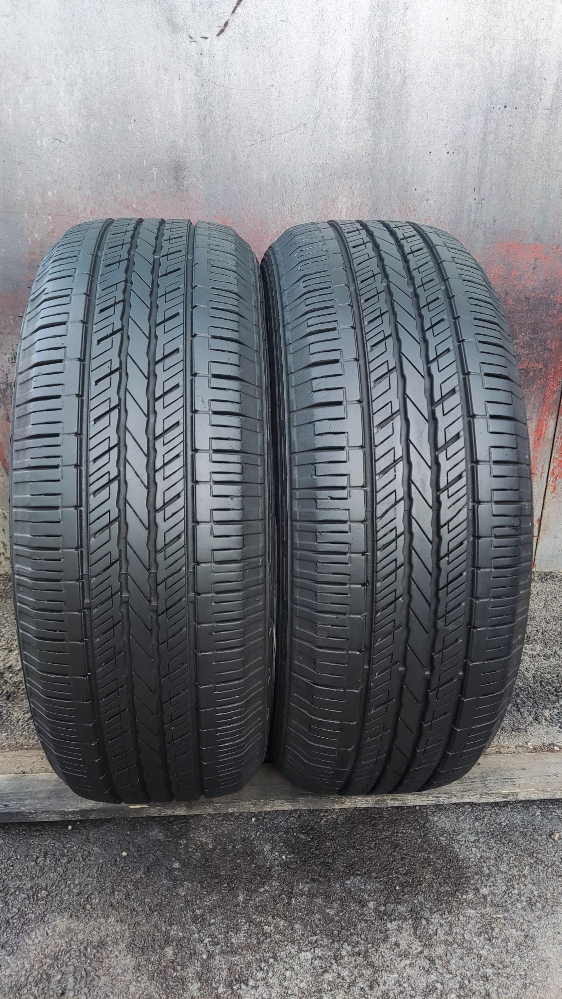 2бр. гуми 235/60/17  Hankook Dynapro HP
dot22
7.35mm
Добро състояние н
