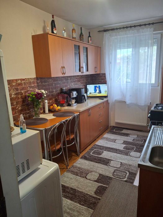 Vând apartament cu 2 camere