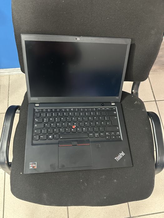 Vand laptop lenovo thinkpad t14s ryzen 7 pro 16 gb ram ssd 512gb full