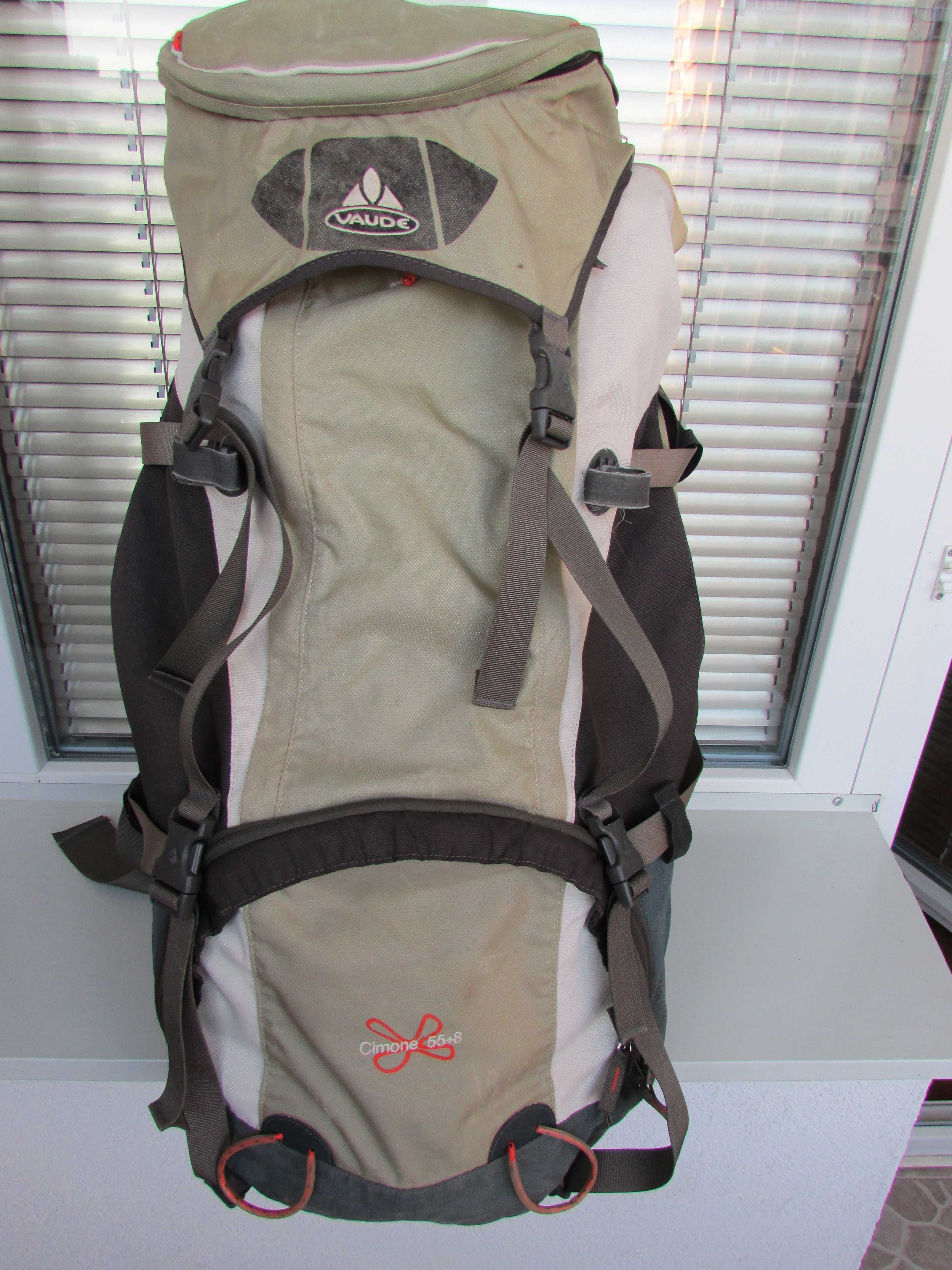 Дамска туристическа раница Vaude Cimone 55+8L