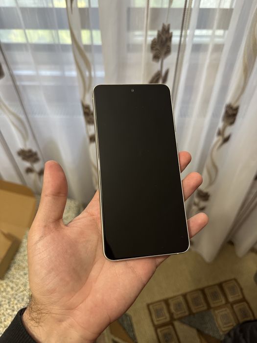 Samsung Galaxy S21 FE 5G Olive 128GB 6GB RAM NOU Garantie !