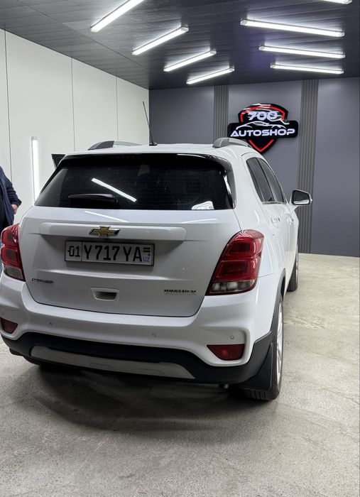 Tracker 1  2019 Premier