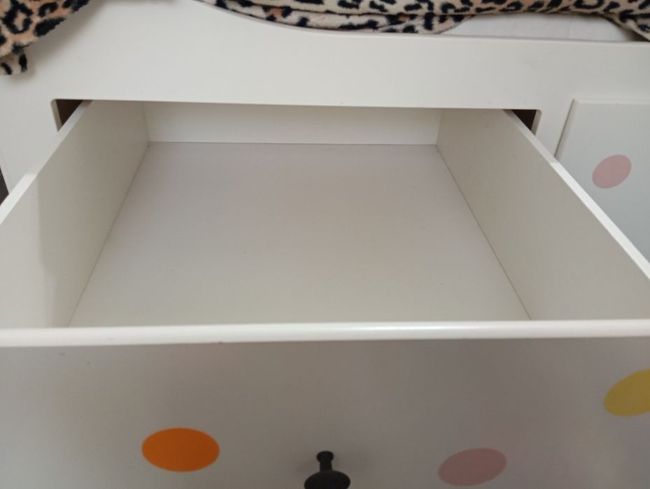 Vând divan extensibil Ikea