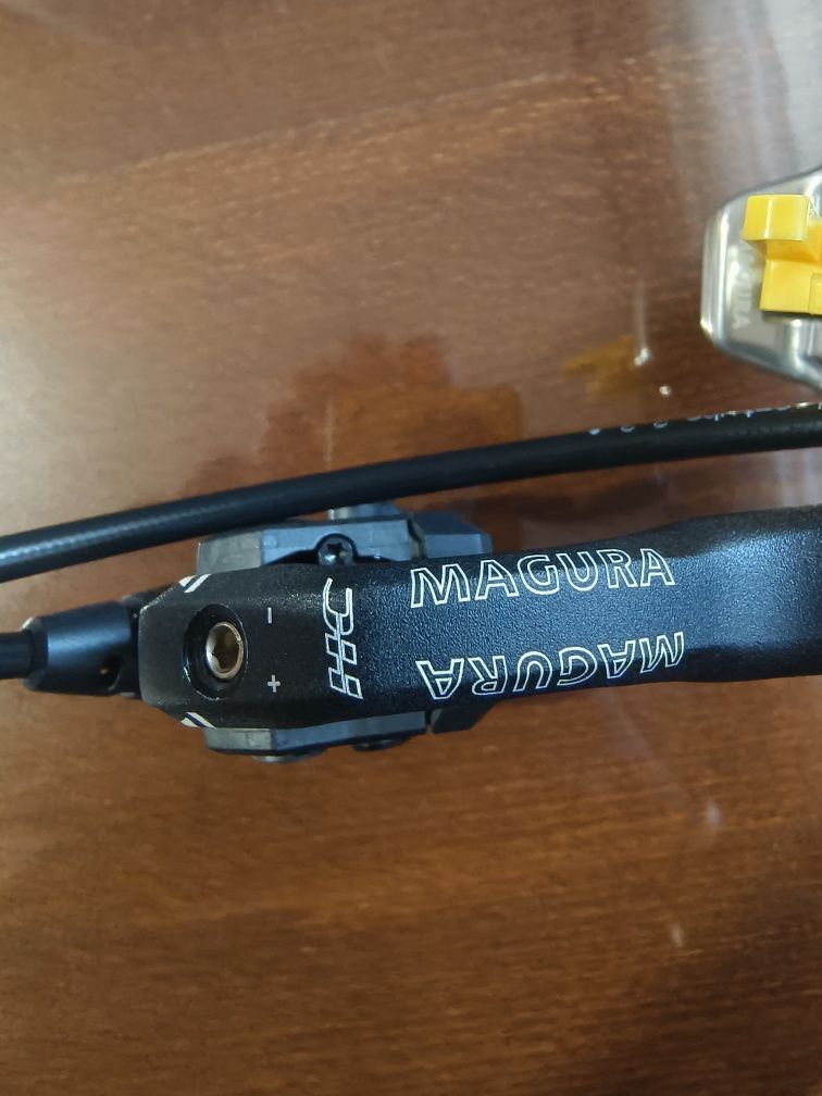 Предна Магура MT Trail C HC 1-Finger 2 Piston Disc Brake