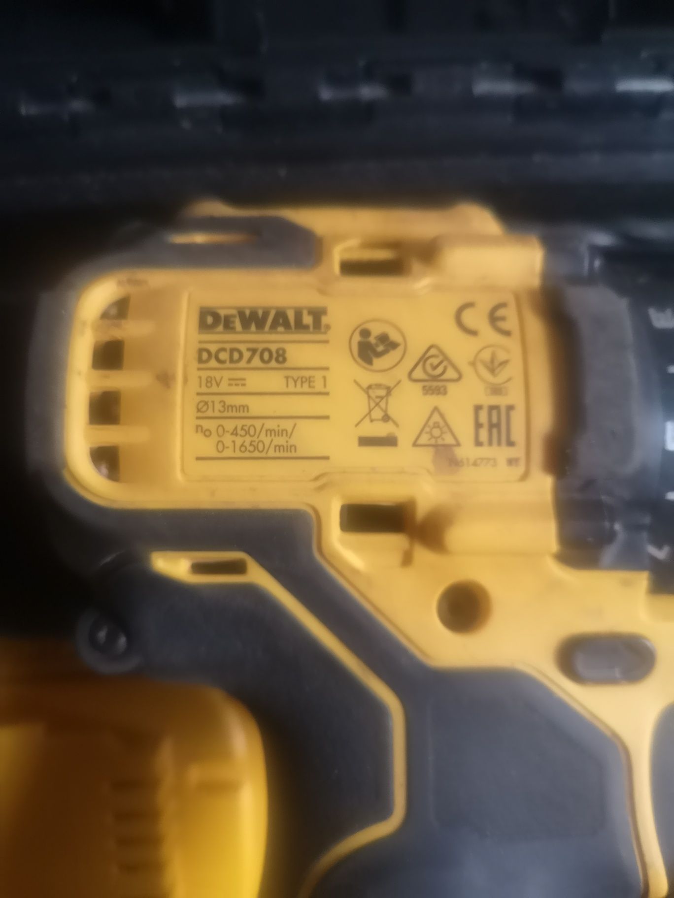 Dewalt 708 mașină de găurit și insurubat