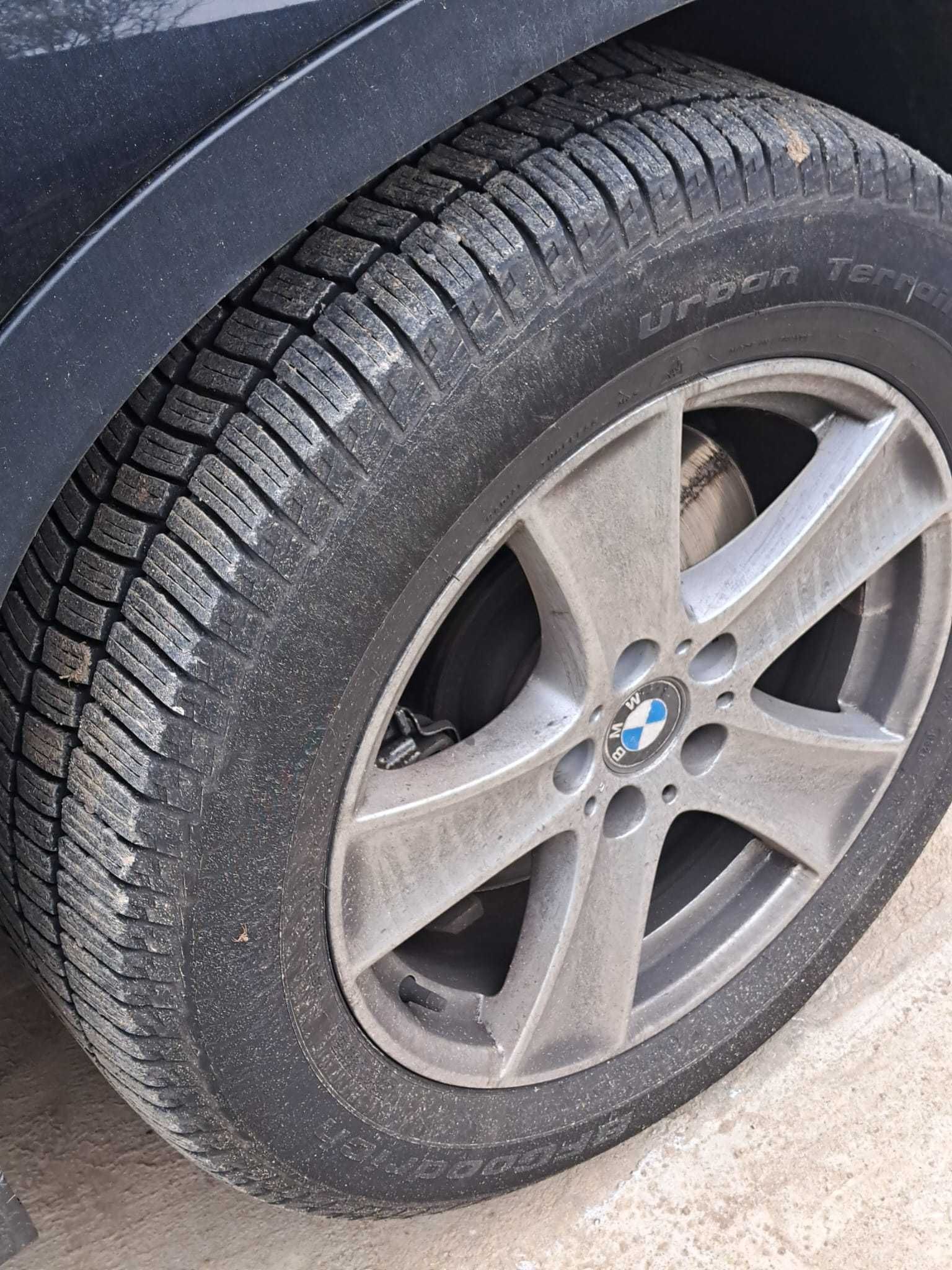 Vând sau schimb BMW x5 din 2009 cu Duster 1 .5 dci 4×4 până-n 2017
 ,