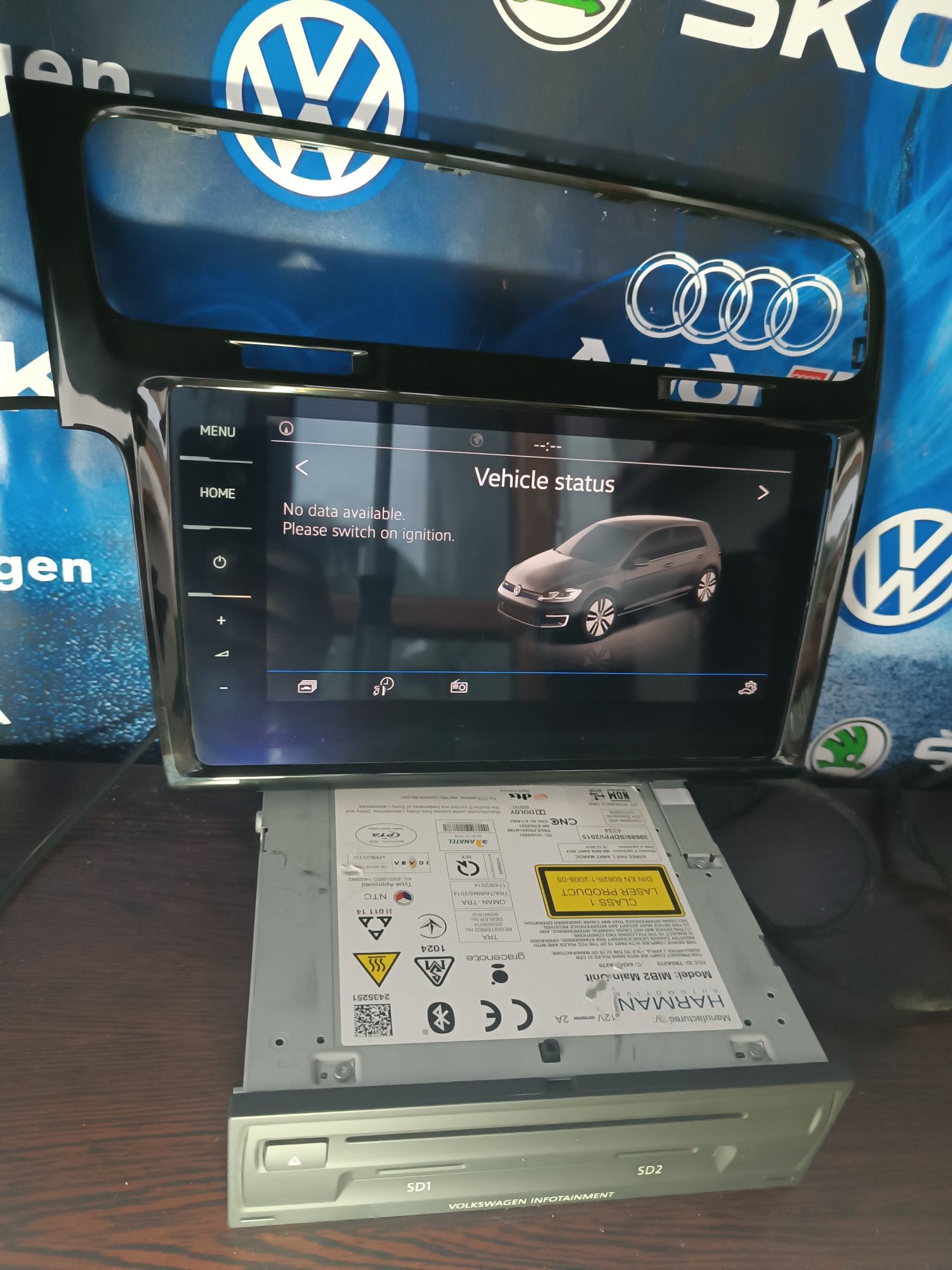 Vând display unitate + rama Mib2.5 Discovery Pro Harman