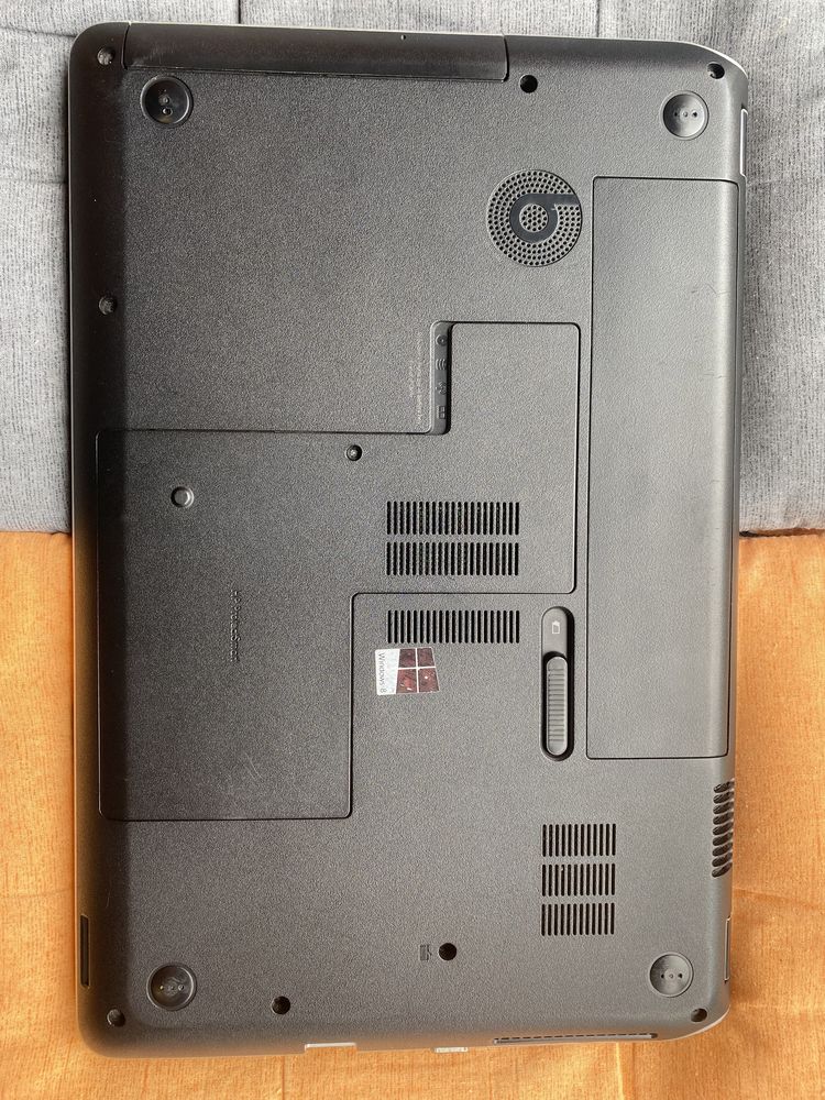 Лаптоп HP ENVY DV6