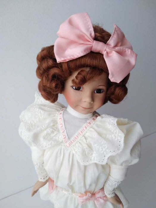 Papusa de portelan Dianna Effner - The Good Little Girl with a Curl