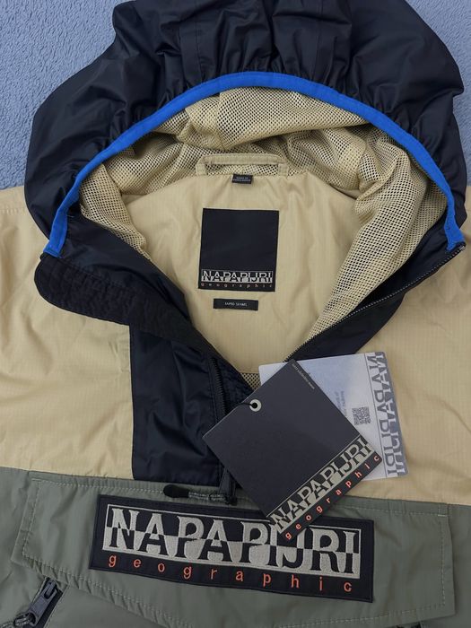 Ново яке Napapijri