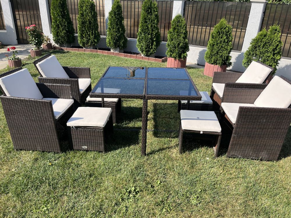 Set mobilier gradina ratan - masa + scaune + suporti picioare