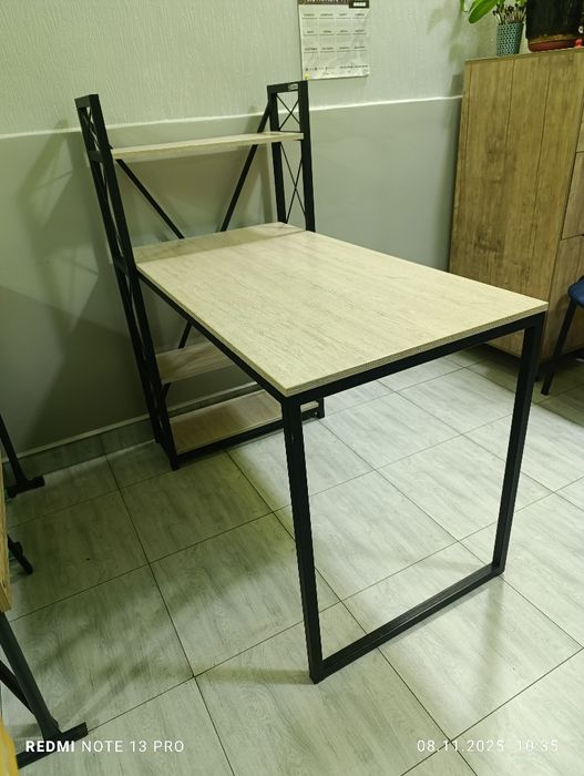 Продаются рабочие столы