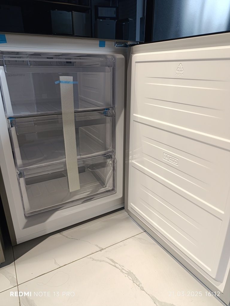 Холодильник No Frost Aiwa 347L Inverter