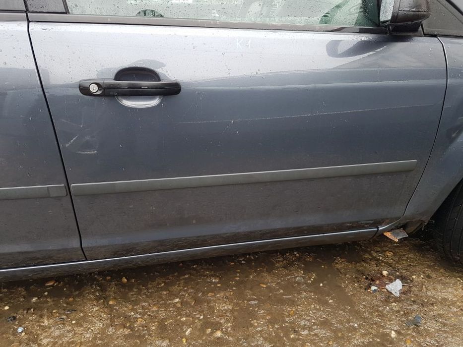 Usa / Portiera Dreapta Fata Ford Focus 2 NFL 2004 - 2008 Cod Culoare K1