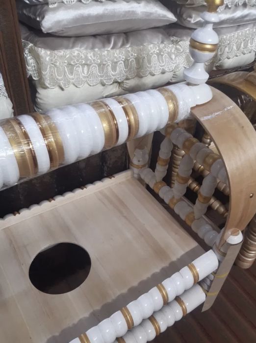 Beshik  yopinchilari bilan yengi