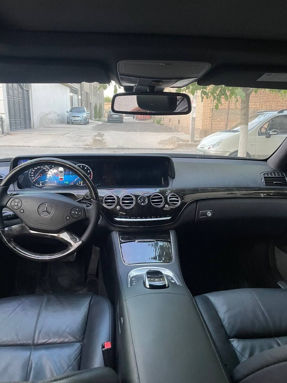 W221 янгиланган w223 га