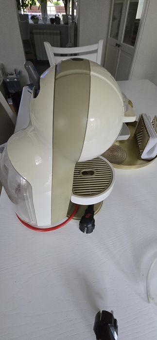 Кафе машини Dolce Gusto