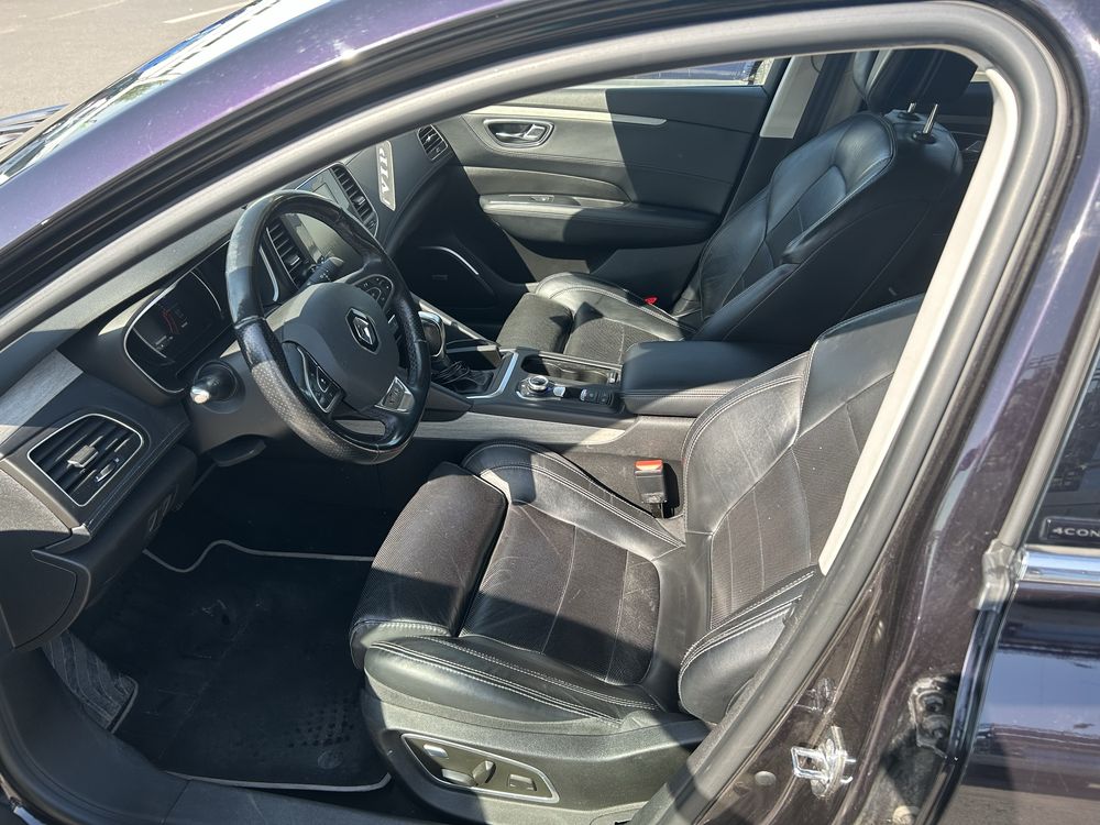 Renault Talisman Initiale Paris