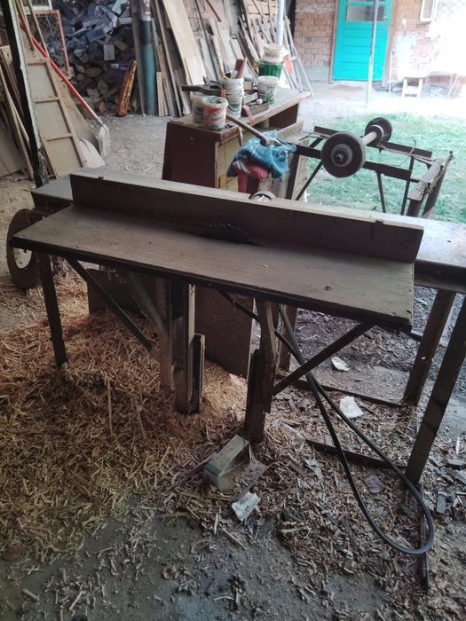 Vând mașină de ghiluit