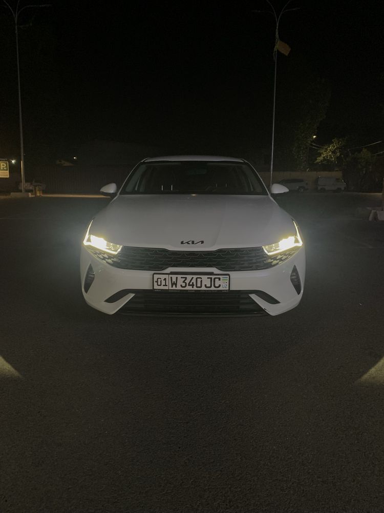Kia K5 camfort 2023