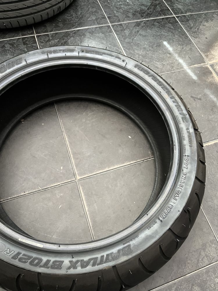 Гуми за пистов мотор Bridgestone 180/55 и 120/70