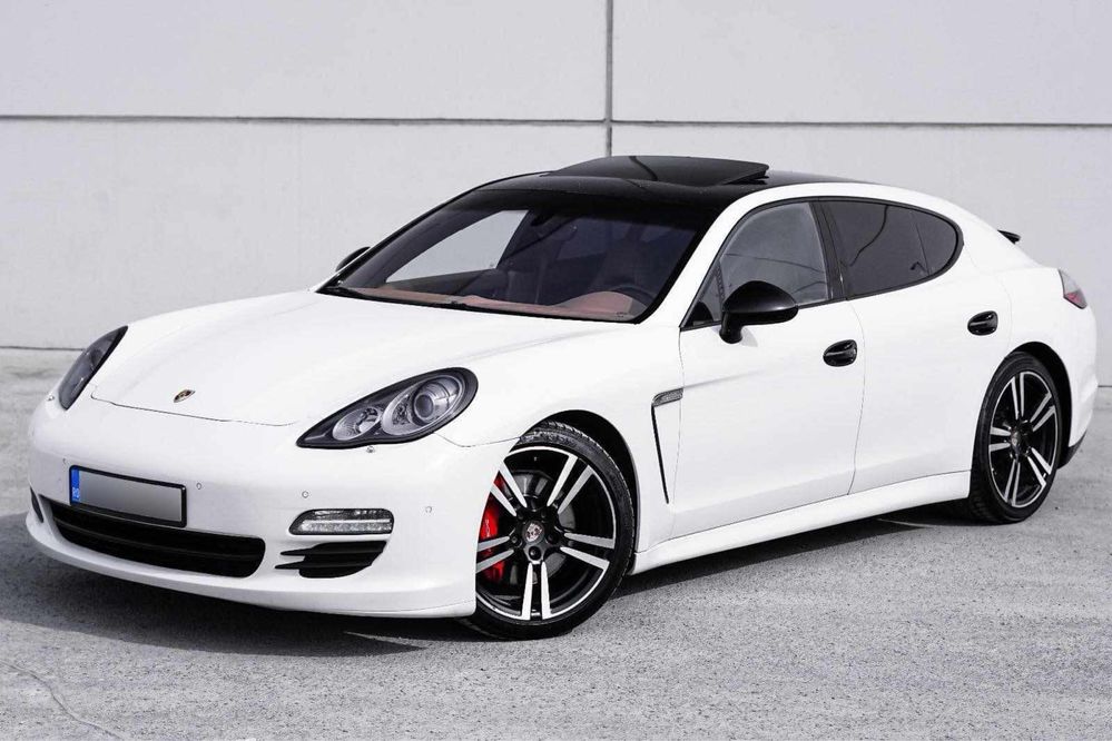 Porsche Panamera 2013 variante +/-