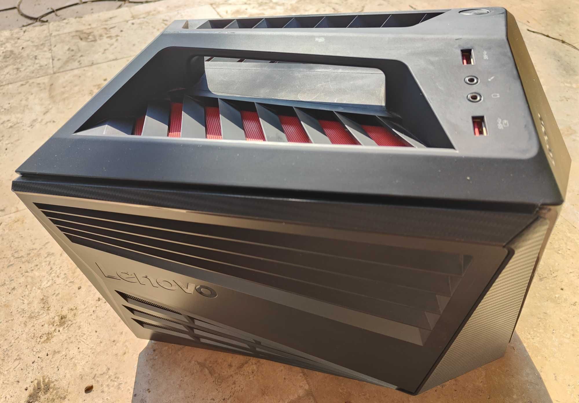 PC Gaming Lenovo Y720 Cube