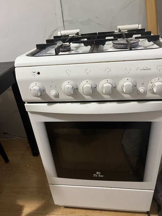 Продам газплиту с духовкой.
