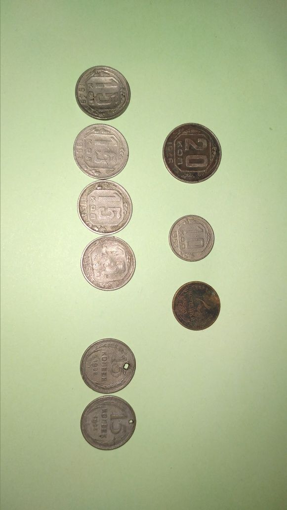 Продам монеты, банкноты, жетоны,  монеты 100 теңге "Жеті қазына" (наб