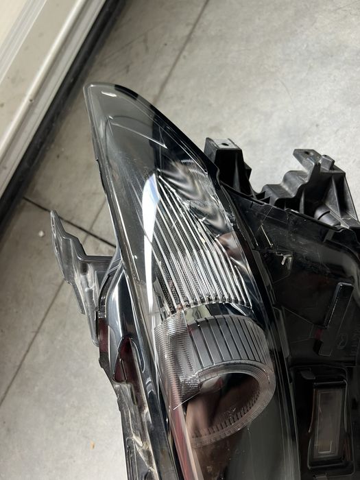 Far stanga MAZDA 3 - cod BCPW 51 040H