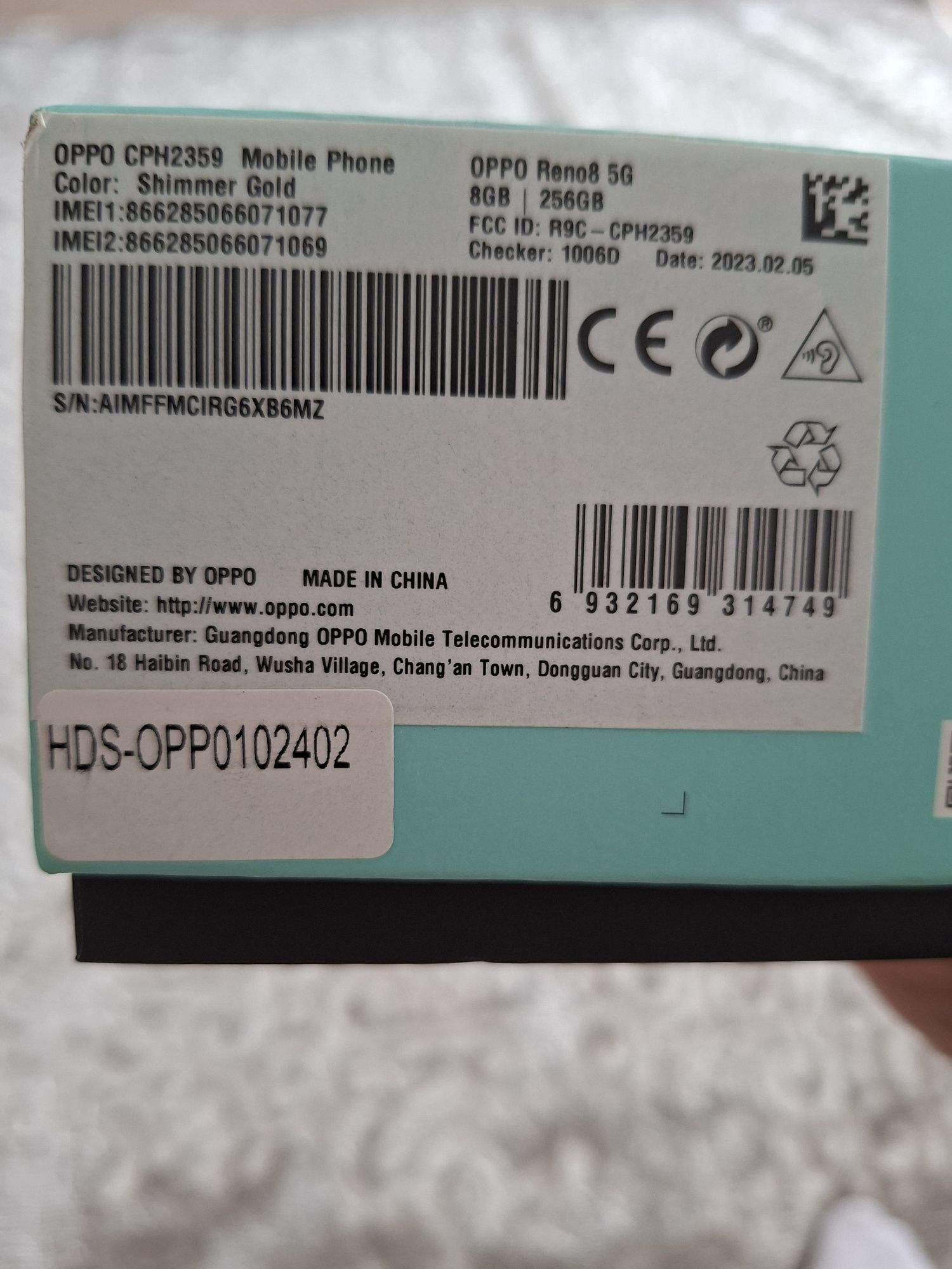 Vând OPPO Reno 8.   5g
