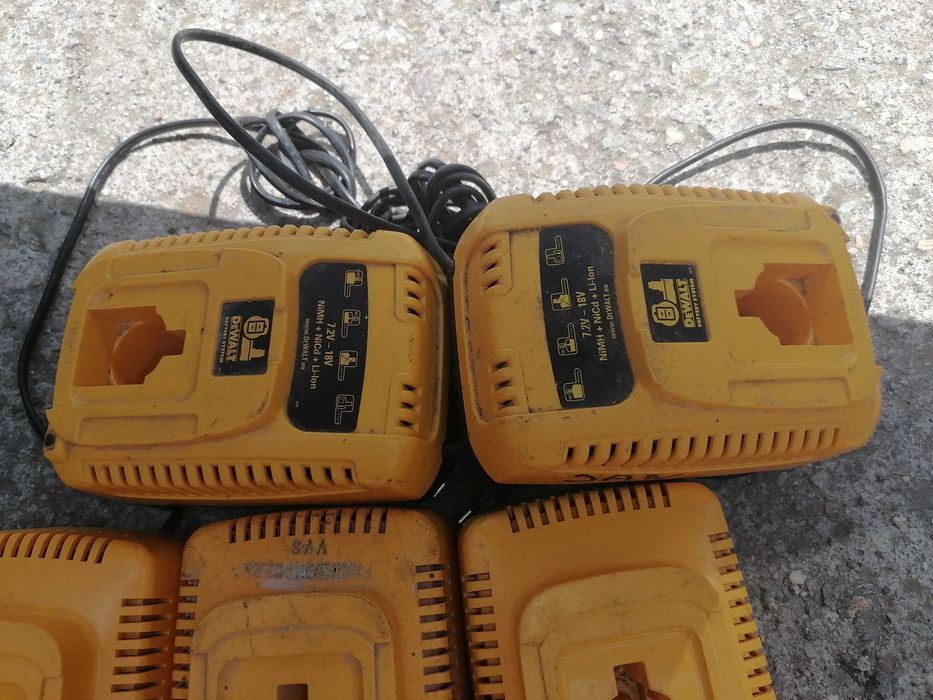 Incarcator Dewalt 18V Nicd si Li-on