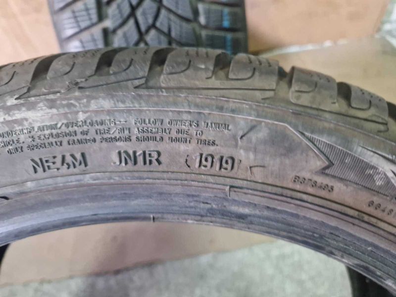 2 Goodyear R18 215/45
зимни гуми DOT1919