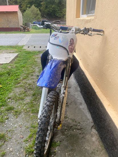 Motocicletă Yamaha Cross – puternică și fiabilă!