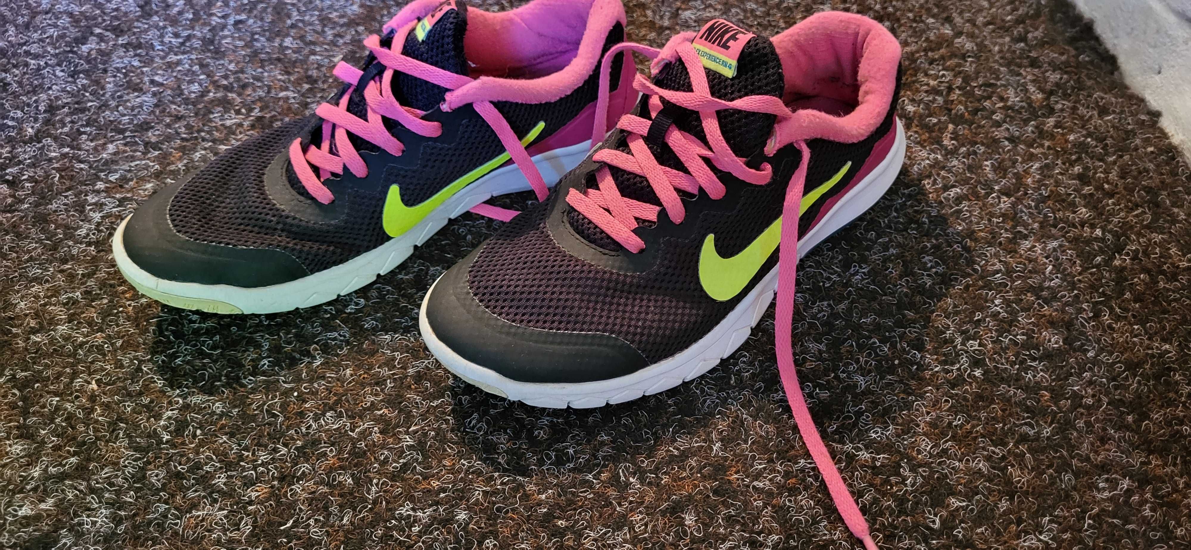 Женски маратонки Nike 36р.