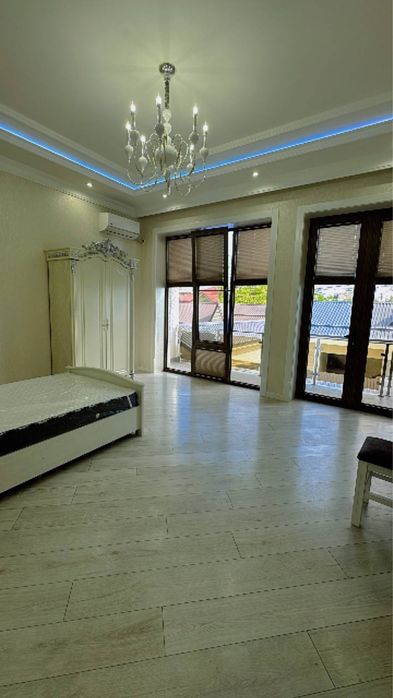 Сдается Яккасарайский р-н шикарный большой дом Хай тек