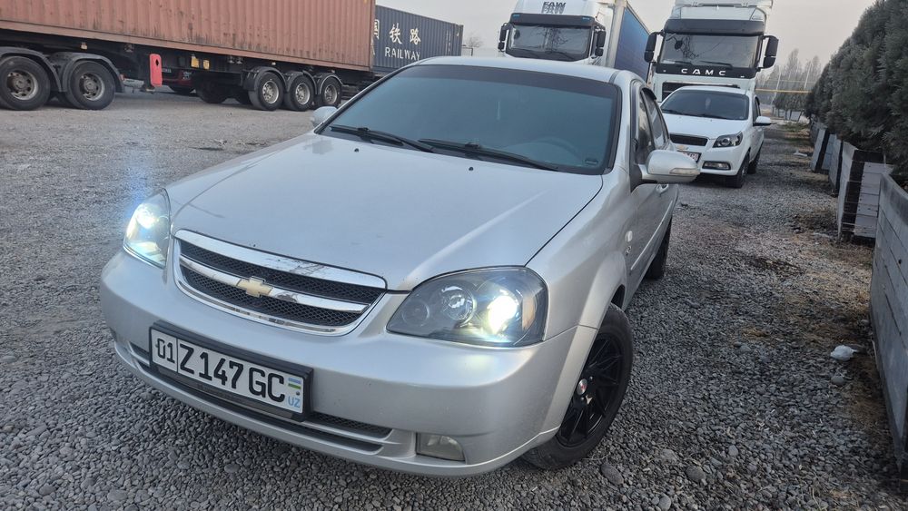 Lacetti 1.8 2010 idiyalni