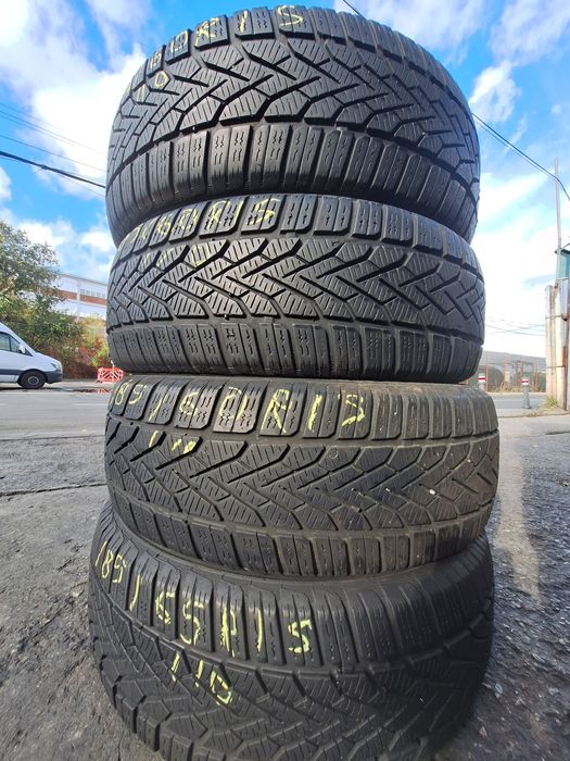 4 anvelope iarna 185/60r15 Semperit  Montaj Gratuit