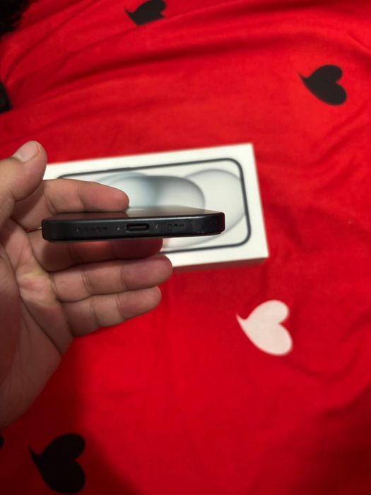 Iphone 15 black 128 gb 5G garantie plus casco